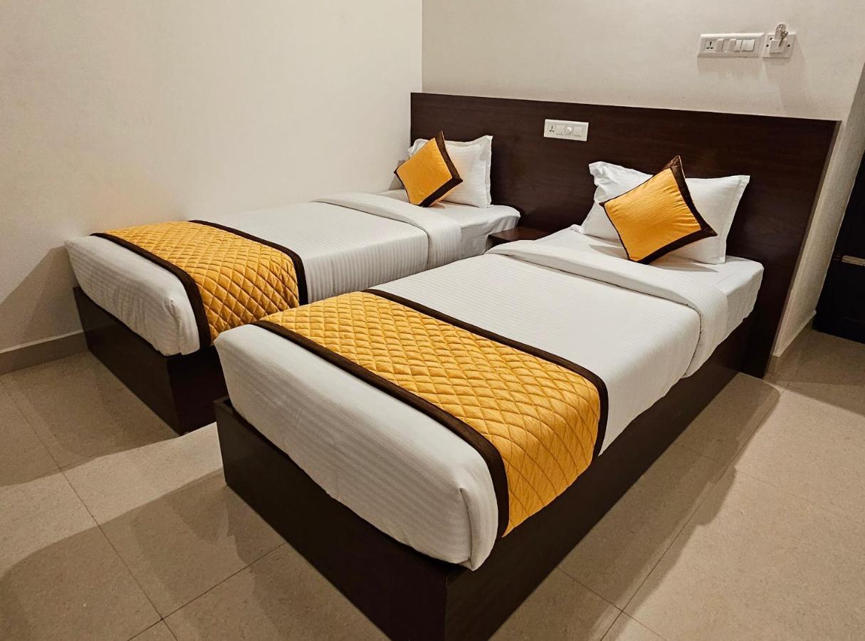 Blueway Residency Downtown Hotel Тривандрум Экстерьер фото